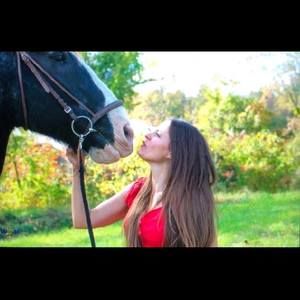 Meet your Posher, Lisa